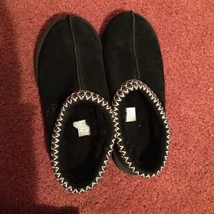 Size 9 ugg slippers