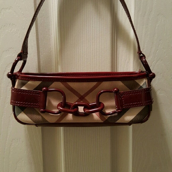 New- Burberry Nivea Burgundy Small Handbag