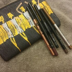 🚫Traded🚫FREE MAKEUP BAG + makeup bundle