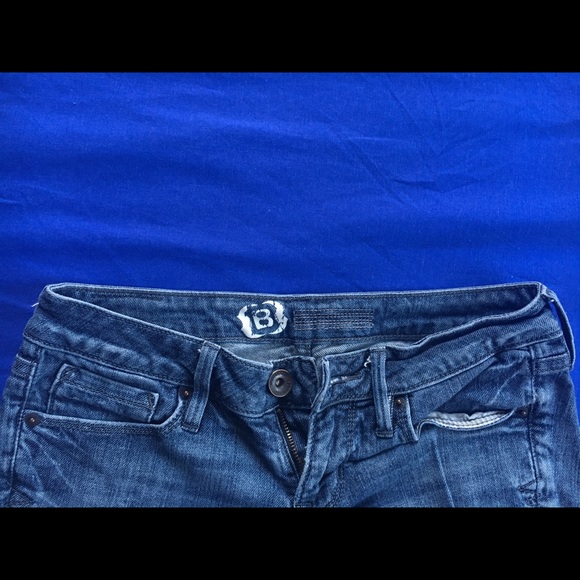 Shorts - Picture 3 of 4