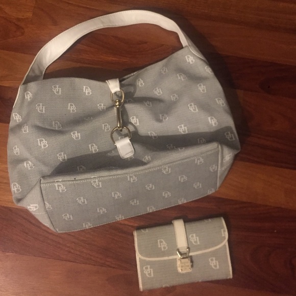 Classic. Worn twice only. Dooney & Bourke - Picture 1 of 1