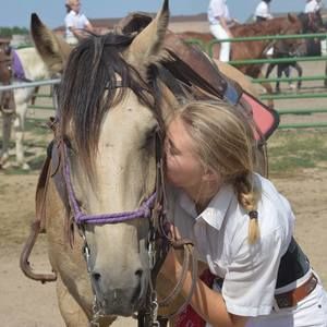 Meet your Posher, Maddie