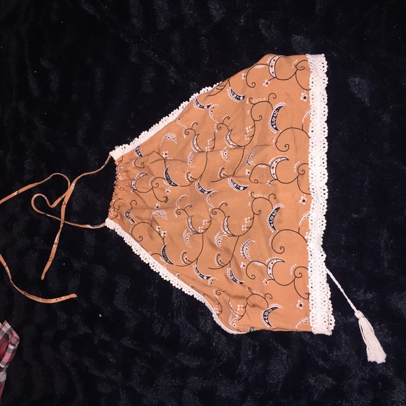 Halter top