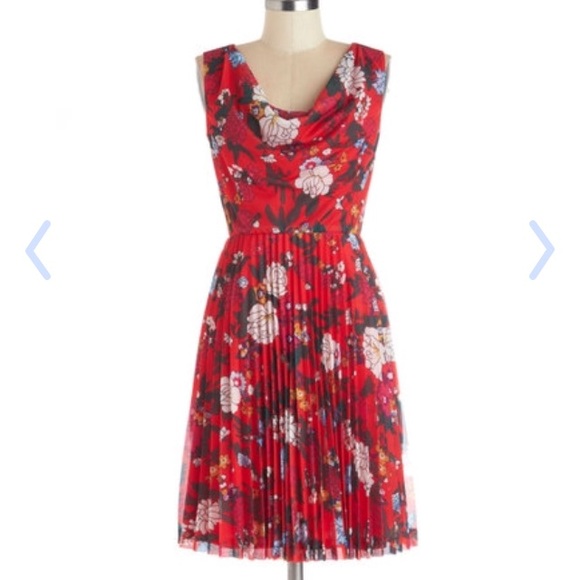 Modcloth Rainy Day Rendezvous Red Floral Dress XS