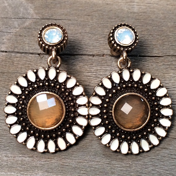 Ida Dangle Earrings in Yellow