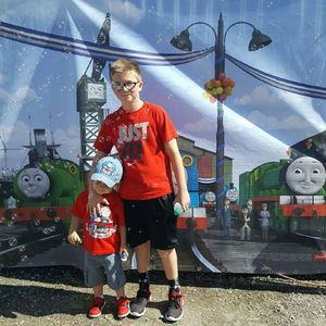 Meet your Posher, Cameron