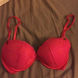 34D LACE PUSH UP BRA