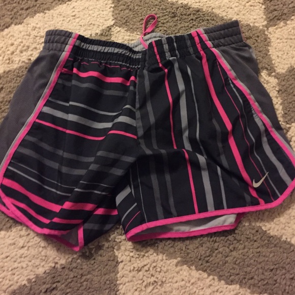 Nike Shorts Size Small