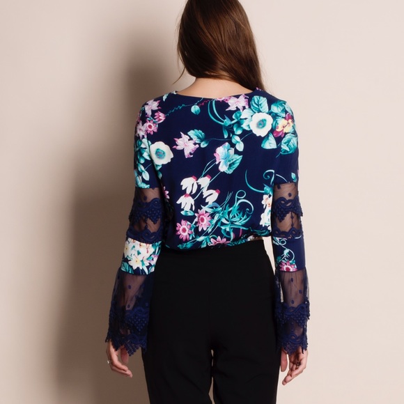 Lace Up Lace Insert Crop Top - Picture 3 of 4