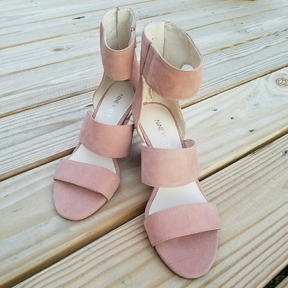 Nine West suede leather wedge