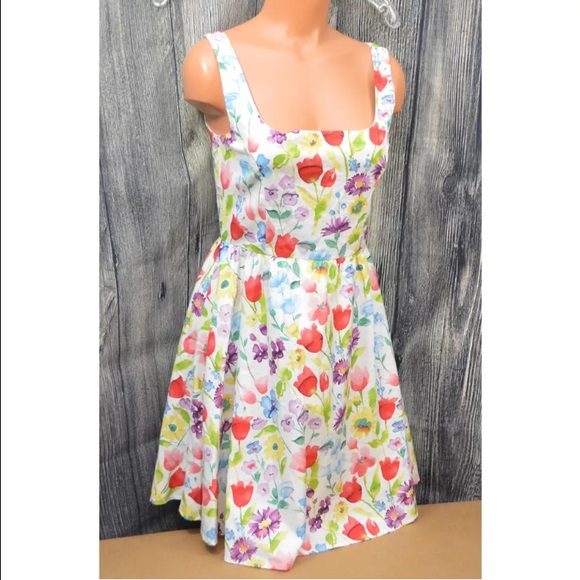 Retrolicious Dresses & Skirts - Retrolicious SM Floral Flowers Watercolor Spring