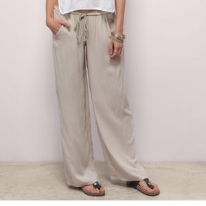 NWOT Comfy light pants