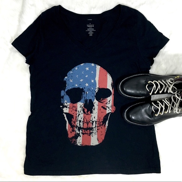 torrid Tops - Torrid short sleeved graphic tee