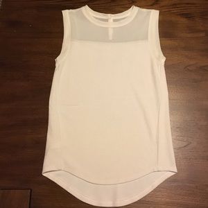 Ann Taylor LOFT SZ XS Sleeveless Cream Blouse.