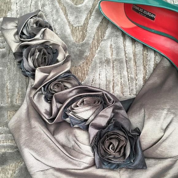 Xscape Ombré Flower Dress - Picture 3 of 4