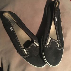 Black ballet flat Vans