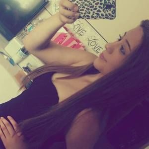 Meet your Posher, Lupita