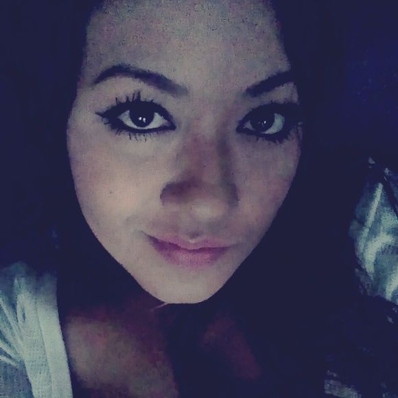 Meet your Posher, Karla - Picture 1 of 1