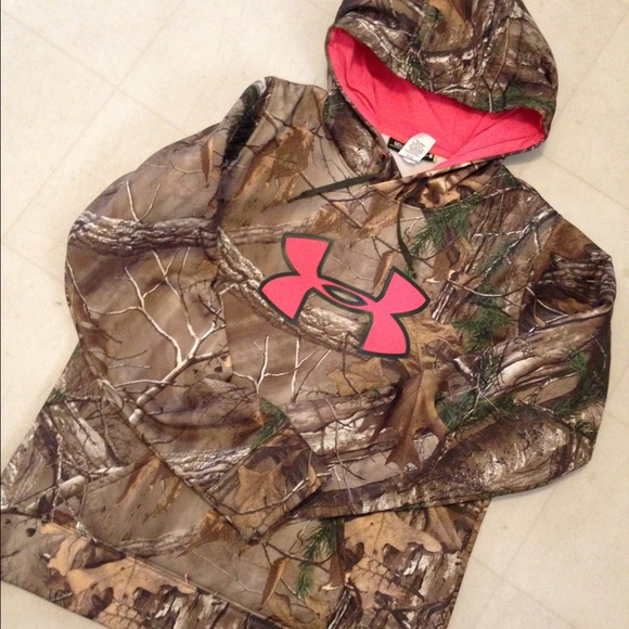 Camouflage Under Armour Hoodie