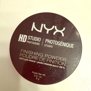 NYX HD finishing powder