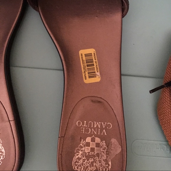 Shoe - Picture 2 of 2