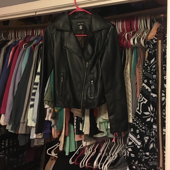 Leather jacket never worn!