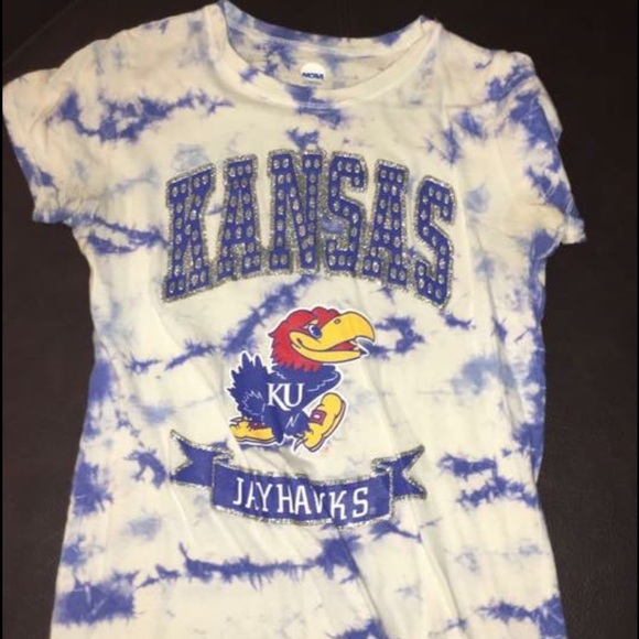 KU fitted tee