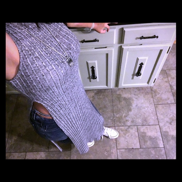 Long grey top