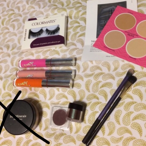 10 piece makeup bundle!Colourpop🤑💕
