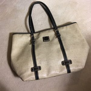 Dooney & Bourke Tote Purse w/ Red Interior