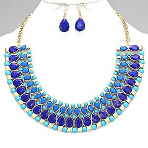 Beaded necklace set