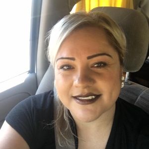 Meet your Posher, Claudia
