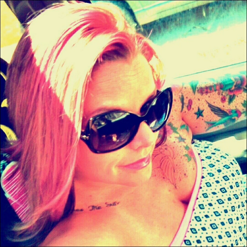 Meet your Posher Dani💋! 🎉💗🤗💄👠🍦🎀🍒💋💘