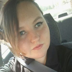 Meet your Posher, Angie