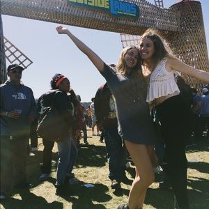 Meet your Posher, Treasa