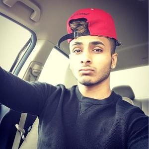 Meet your Posher, Alishah