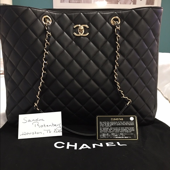 XXSOLDXX💯Auth Chanel Calfskin Large Shopper