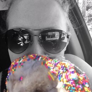 Meet your Posher, Della