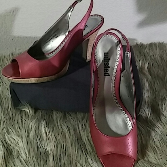 Unlisted heels