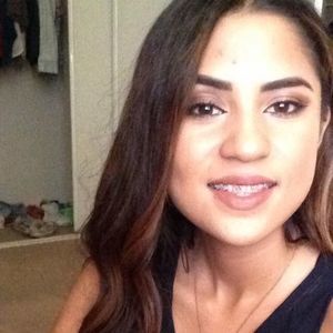 Meet your Posher, Beatriz