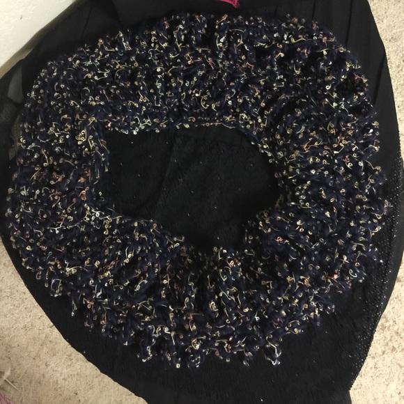 HANDMADE CROCHET Cowl Isaac Mizrahi - Picture 4 of 4