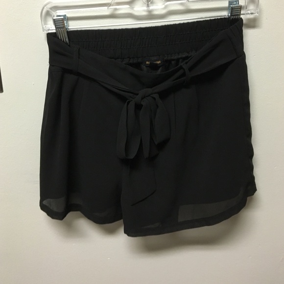 Black Flowing Shorts - Picture 1 of 2