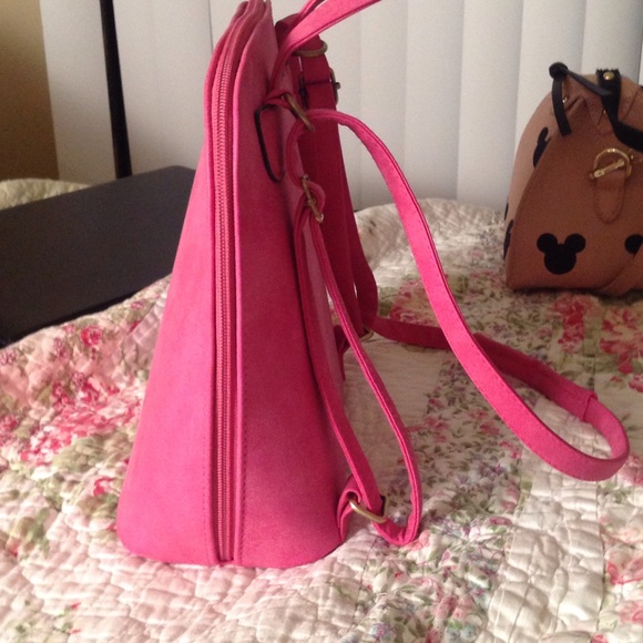 Pink backpack - Picture 3 of 5