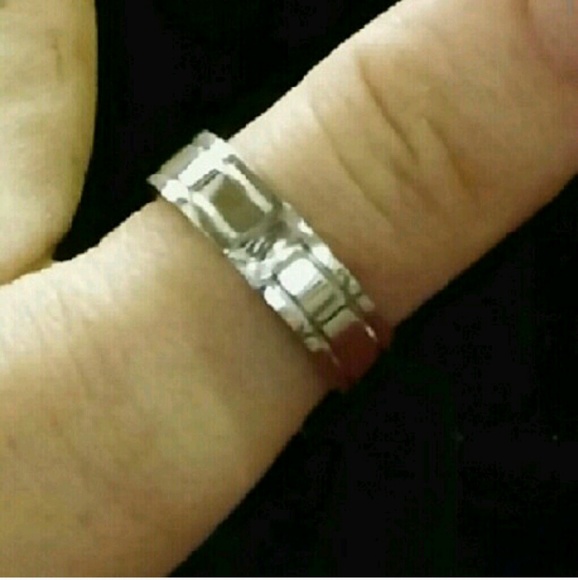 Wholesale Lot Of 5x This Ring!!