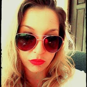 Meet your Posher, Jenifer