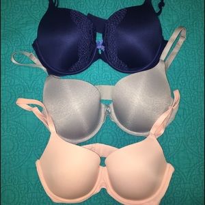 Victoria's Secret bundle of bras