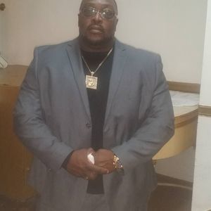 Meet your Posher, Johnathan