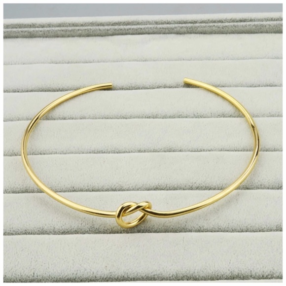 Necklace - Picture 2 of 3