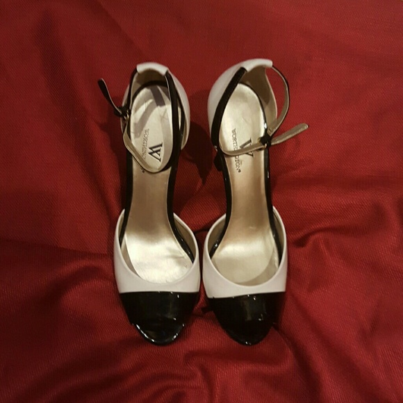 Worthington black and white heels