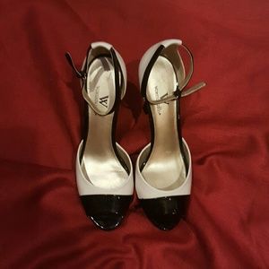 Worthington black and white heels